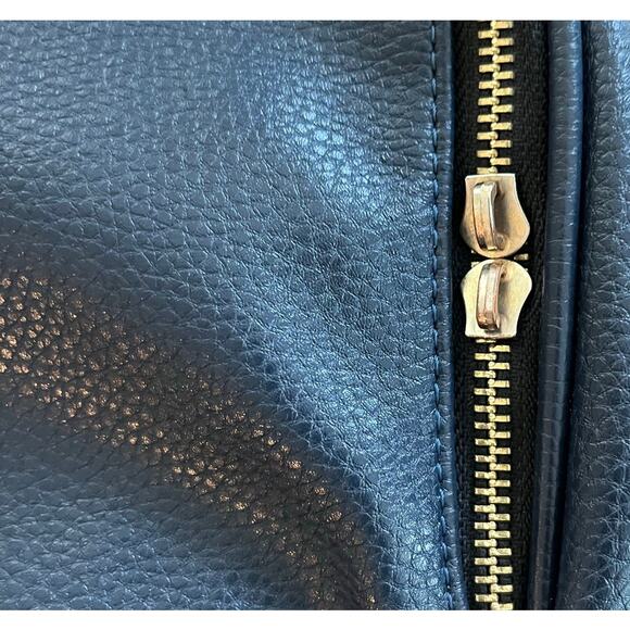 Tod’s Navy Textured Leather Backpack - Picture 6 of 10